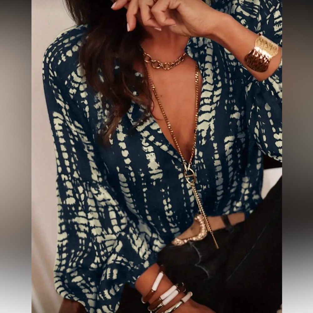 Chic Blue and White Women's Top